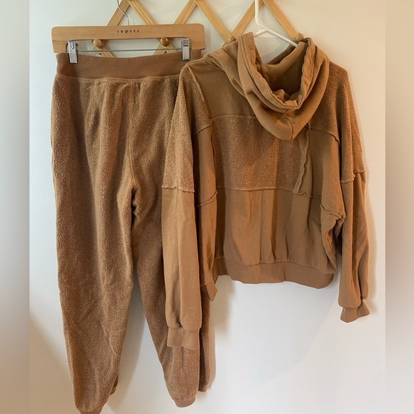 Cozy Tan Hoodie by ARIE - Picture 4 of 4